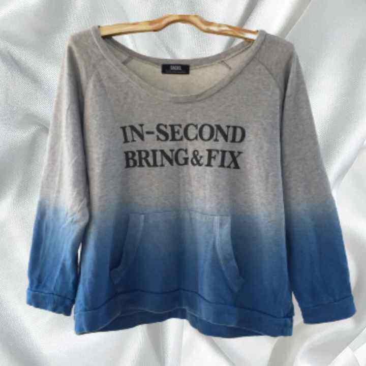 เสื้อยืดแขนยาวไล่โทนสี-มีกระเป๋า-ทรงหลวมสวมใส่สบาย-แฟชั่นสุดเท่