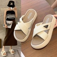 【July】 Internet celebrity thick-soled sandals and slippers for women summer ins trendy high-end fashion beach seaside sports