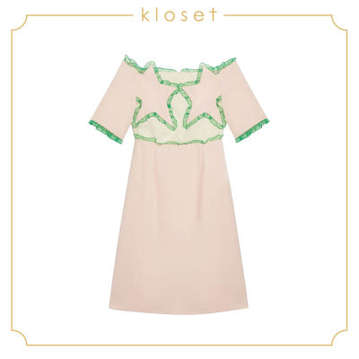 Kloset Off-Shoulder Dress With Ruffle Detail (SS19-D009) เดรสผู้หญิง เสื้อผ้าผู้หญิง เสื้อผ้าแฟชั่น เดรสสั้น เดรสปาดไหล่