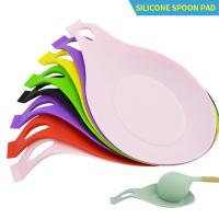 【YY】Silicone Insulation Spoon Rest Heat Resistant Placemat Tray Accessories Holder Coaster Glass Kitchen Pot Spoon Pad Mat Drin X7Z4