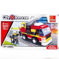 ProudNada Toys ของเล่นเด็กชุดตัวต่อเลโก้รถกระเช้าดับเพลิง PEIZHI FIRE HOUSE 132 PCS 0352