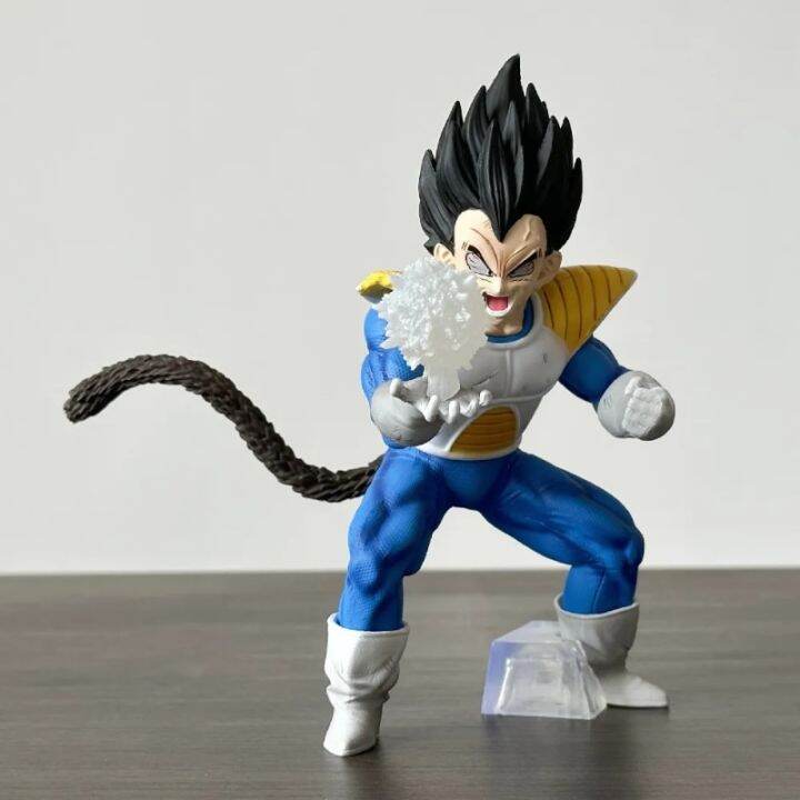 17CM Anime Dragon Ball Z Vegeta Figure Vegeta Statue With Artificial Moon PVC Action Figures