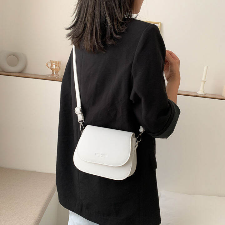 กระเป๋าสะพายไหล่สีทึบผู้หญิงเรียบง่ายกระเป๋าสะพายหนัง-pu-flap-crossbody