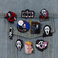 【DT】hot！ Call Enamel Pins Whats Your Favorite Scary Movie Custom Brooches Lapel Badges Gothic Punk Skeleton Jewelry Gift for Friends