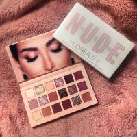 Huda Beauty  The New Nude Eyeshadow Palette