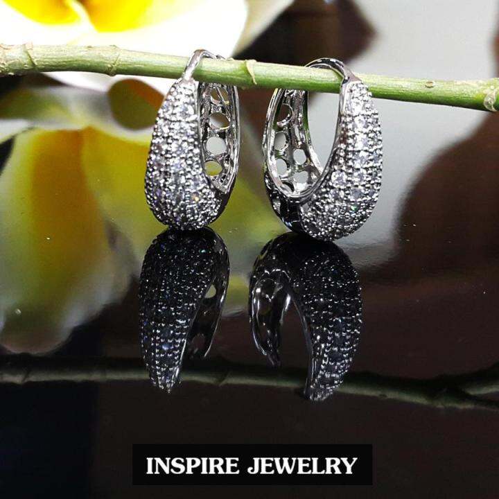 inspire-jewelry-ต่างหูห่วงเพชร-ขาล็อคงานจิวเวลลี่-งานเกรดพรีเมี่ยม-size-0-8x2cm-งานปราณีตพร้อมกล่องกำมะหยี่-น่ารัก-ใส่ถอดง่าย