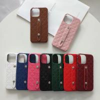 Luxury Fashion Senior Ringer Small Fragrance Wind Wrist Bracket Hard PC Protective Phone Case for iPhone 14 13 12 11 Pro Max 14