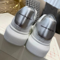 McQueen Little White Shoes 2023 New Round Toe Thick Sole Couple Casual Sports Shoe (With Shoe Box)