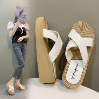 2023 New Imitation Grass Knitted Tourism Hemp Sole Womens Sandals Wearing Slopes and Beach Fashion Cross Strap Slippers