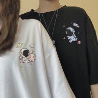 ?เสื้อยืดลายการ์ตูน นักอวกาศ?