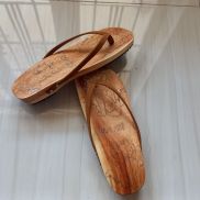 Guốc gỗ truyền thống quay kep cao 2cm