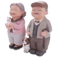 Loving Elderly Couple Figurines Resin Husband and Wife Statue Grandparents Parents Figure for Valentines Day Decors
