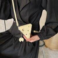 Niche Design Cute Mini Hole Cheese Bag Triangle Lipstick Earphone Storage Leisure Travel Mess 【AUG】