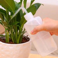 【CC】 250/500ML Plastic Squeeze Bottle Succulent Potted Watering Pot Sauce Dispenser Transparent