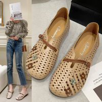 2023 Summer Ethnic Style R Flower Sandals Womens Soft Leather Hole Mom Shoes Flat Hollowed Pumps Womens Shoes