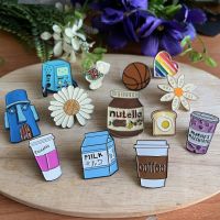 Clearance เข็มหมุด เข็มกลัด coffee breakfast ดอกไม้ ตกแต่ง กระเป๋า เสื้อผ้า หมวก Enamel Pin (เหลือไม่เยอะ หมดแล้วหมดเลย)