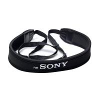 For Sony สายคล้องกล้อง แบบนิ่ม สายดำ/อักษรขาว