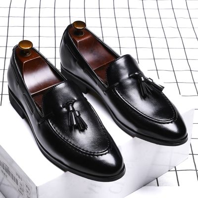 Man Casual Shoes Italy Style Comfortable Fashion Luxury loafers Men Leather Shoes 2023