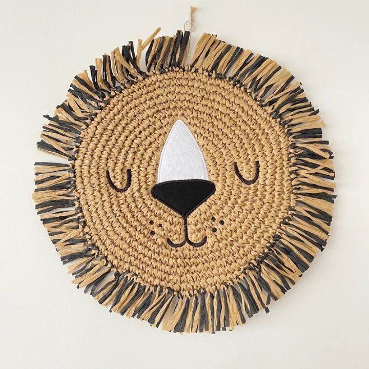 nordic-handwoven-animal-head-wall-hanging-decoration-ins-straw-weaving-lion-panda-ornament-for-children-room-baby-nursery-decor