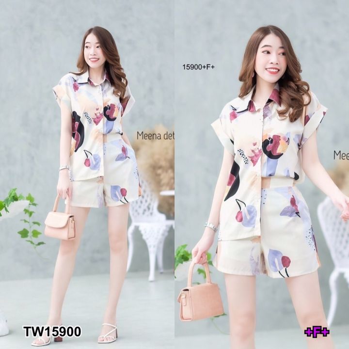 tw15900-set-เสื้อเชิ้ตไหล่ล้ำแขนพับ-พิมลายกราฟฟิก-กางเกงขาสั้น-พิมลายเข้าเซต