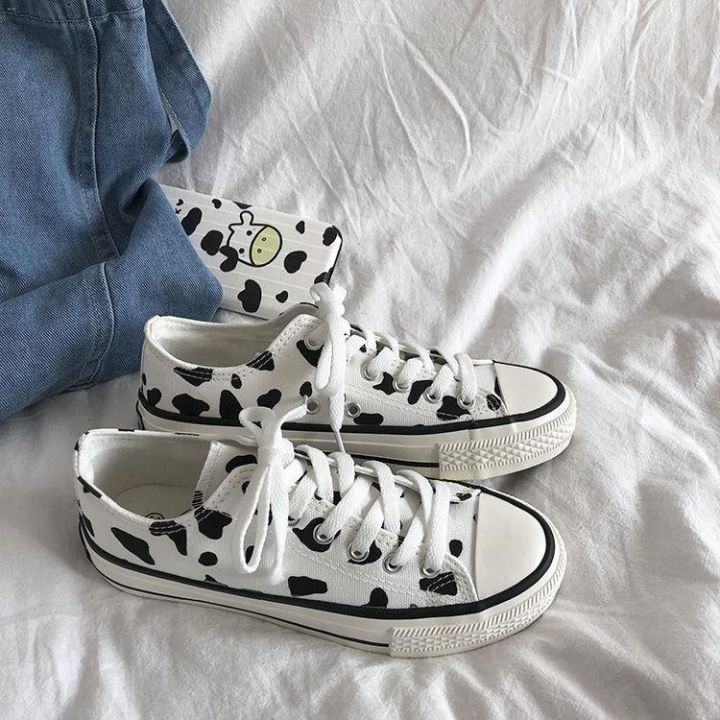 codff51906at-cow-canvas-sneakers-shoes-female-student-small-white-shoes-street-shooting-low-canvas-shoes-korean-version-of-joker-shoes