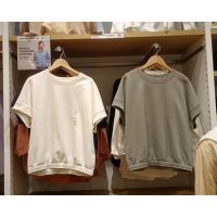 UNIQLO ชุดเดรสสำหรับใส่ในบ้านแจ็กเก็ตขนแกะเสื้อยืดคอปกกลมแบบ2023ลำลองฤดูร้อนใส่สบายแขนสั้น458002