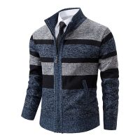 【YD】 Mens cardigan sweater autumn and winter plus velvet padded warm coat stand collar Joker coat.