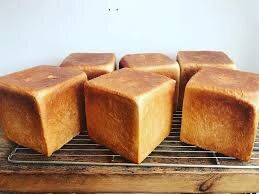 พิมพ์ขนมปัง-ฝา-สีทองแบบเรียบ-10-10-10-cm-ฝา-11-5-cm-square-bread-loaf-pan
