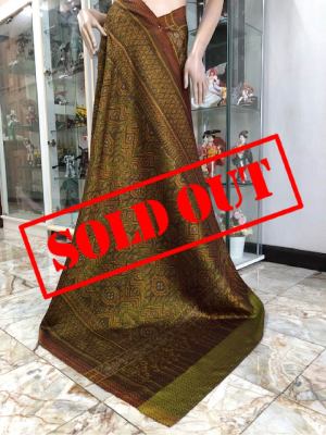 **sold out**ผ้าไหมมัดหมี่แท้ ลายนาคเกี๊ยวล้อมโคม เทคนิคการทอ 4ตะกอ ยกดอกลีลาวดี งานทอชั้นครู งานเกรดพรีเมี่ยม ผ้าไหมมัดหมี่สุรินทร์แท้ 100% ผ้าไหม