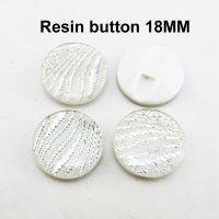 40PCS Dyed WHITE Resin Button DECORATION Coat Boots Sewing Clothes Accessory SHIRT Buttons 18MM r 331