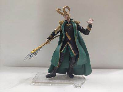 3.75 "ML รูปปั้นภาพยนตร์ Loki กับฐาน