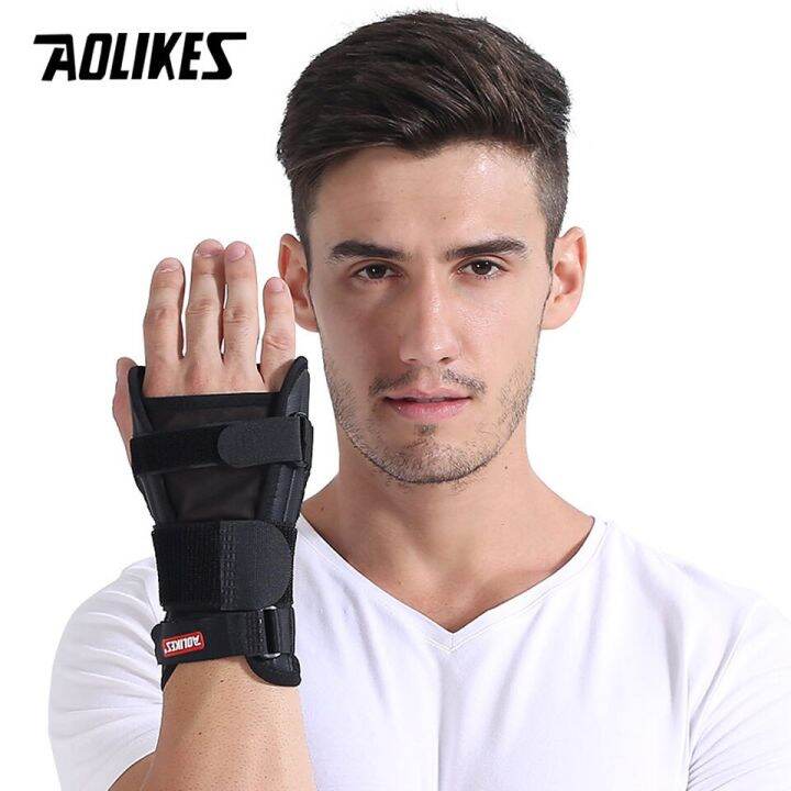 สายรัดข้อมือ-เฝือกข้อมือ-1ข้าง-ใช้งานได้ทั้งซ้ายและขวา-adjustable-hand-brace-sport-wristband-safe-ผ้ารัดข้อมือ-ผ้าพันข้อมือ-คลายกล้ามเนื้อ-office-syndrome