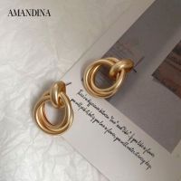 Amandina Luxe ต่างหูห่วงหนาสีทองน้ำหนักเบา