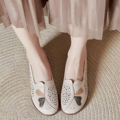 2023 Summer and Autumn New Shallow Cut Low Top Doudou Shoes with Low Heels and Soft Soles, One Step Hollow Breathable Moms Shoe