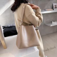 【Ready Stock】 ▲☊ C23 2022 new fashion Korean version single shoulder Bucket Bag women