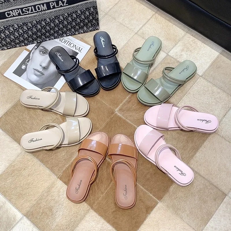 Top 168+ queen status flat sandal super hot netgroup.edu.vn