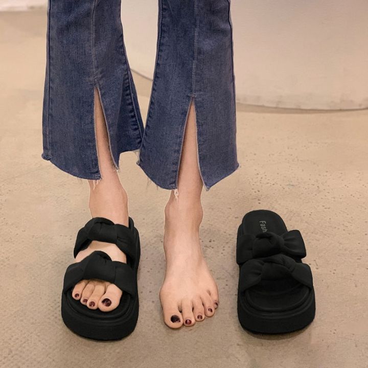a-so-cute-เหรอ-รองเท้าแตะและรองเท้าแตะผู้หญิง-เสื้อนอกใหม่อินเทรนด์วินเทจพื้นหนากันลื่นรองเท้าแตะชายหาดชายหาดลำลองฤดูร้อน