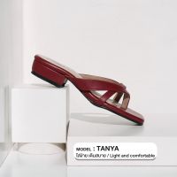 ZAABSHOES รุ่น TANYA สีเลือดนก (MAROON) ส้นก้อน 1 นิ้ว ไซส์ 34-44 รองเท้าแตะ รองเท้าไปเที่ยว รองเท้าใส่ที่ทำงาน เน้นหน้าเท้ากว้าง พื้นไม่ลื่น