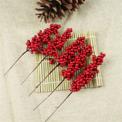 New Year Gifts Festive Garlands Red Berry Branch Artificial Pine Cones Wedding Party Decor Christmas Berry Bouquet