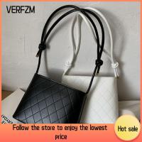 VERFZM SHOP หนังพียู กระเป๋าสะพายไหล่แบบสั้น พังค์สีดำ สีทึบทึบ กระเป๋าแมสเซนเจอร์ หรูหราสุดหรู จุได้มาก กระเป๋าโท้ทสตรี หญิงหญิงหญิง