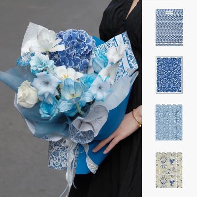 กระดาษคราฟท์ย้อนยุคกระดาษศิลปะกระดาษห่อลายดอกไม้สีน้ำเงินและเครื่องกระเบื้องสีขาว10ชิ้น