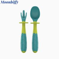 2Pcs/Set Utensils Baby Silicone Spoon Fork Set Cartoon Cute Bear Baby Learning Lunch Spoon Eating Training Bendable Soft Spoon Bowl Fork Spoon Sets