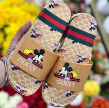 Gucci mickey mouse online slides mens