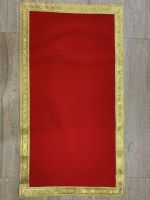 ผ้าแดงปูโต๊ะขอบทอง นำเข้าจากอินเดีย ขนาดความกว้างประมาณ 44 cm ยาว 81 cm ราคา 199