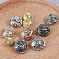 【cw】 50pcs/clad Metal Copper Buckle Retro Round Copper Leather Buttons Lion Head Shield Coat Jacket Denim Clothing Decorative Buttons