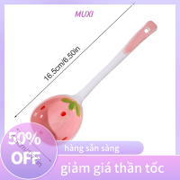 ?【HOT SALE】MUXI ช้อนซุปเซรามิกรูปสตรอเบอร์รี่น่ารัก1ชิ้นช้อนตักไอศกรีมมือวาดกาแฟของหวานด้ามยาวเครื่องใช้บนโต๊ะอาหาร