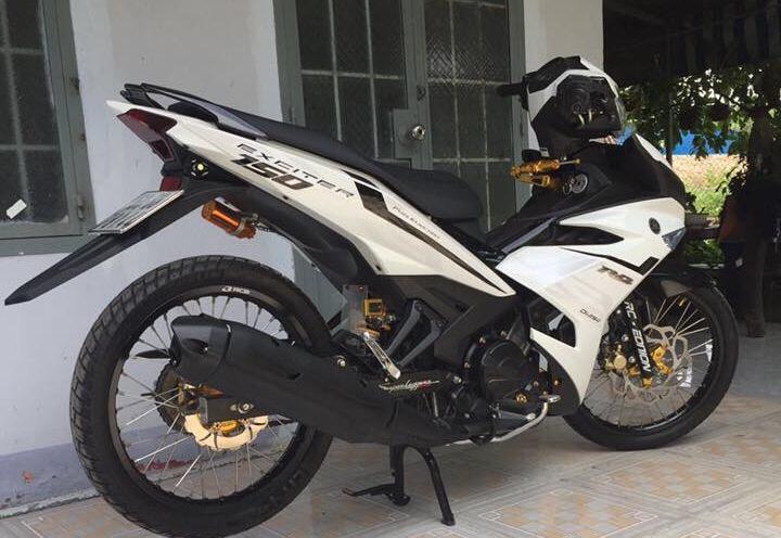 Giá xe Yamaha Exciter 150 màu trắng đỏ 2018 kèm hình ảnh chi tiết   MuasamXecom