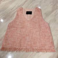 Weftloom Clara Top เสื้อแขนกุดคอวีผ้าทวีต tweed สีส้มอ่อน peach