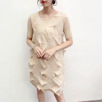 2023 Hot Miyake pleated dress womens  new style loose diamond pleated solid color short-sleeved large size slim pleated skirt