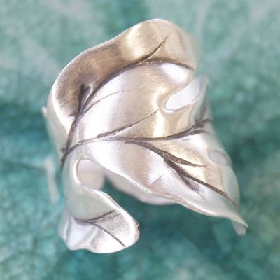 Cool gift ring leaf pure silver Thai Karen hill tribe silver hand made Size 7,8,9,10,11,12 Adjustable ของขวัญแหวนลวดลายใบไม้ไทยเงินแท้ งานเงินแท้ ขนาดปรับได้